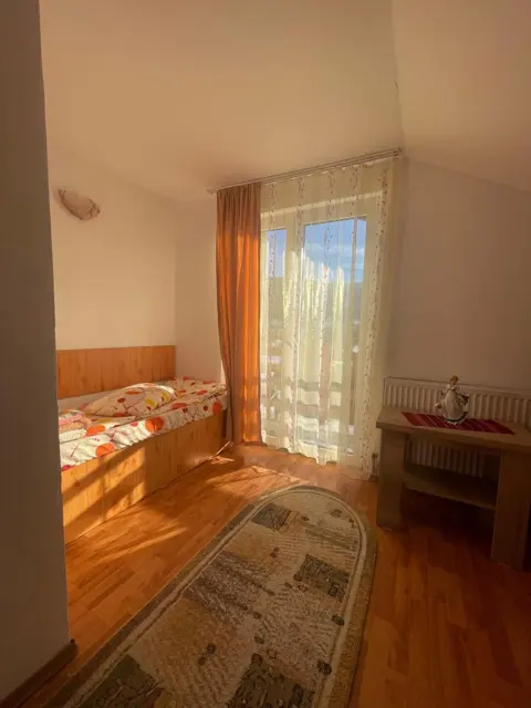 Cameră primitoare